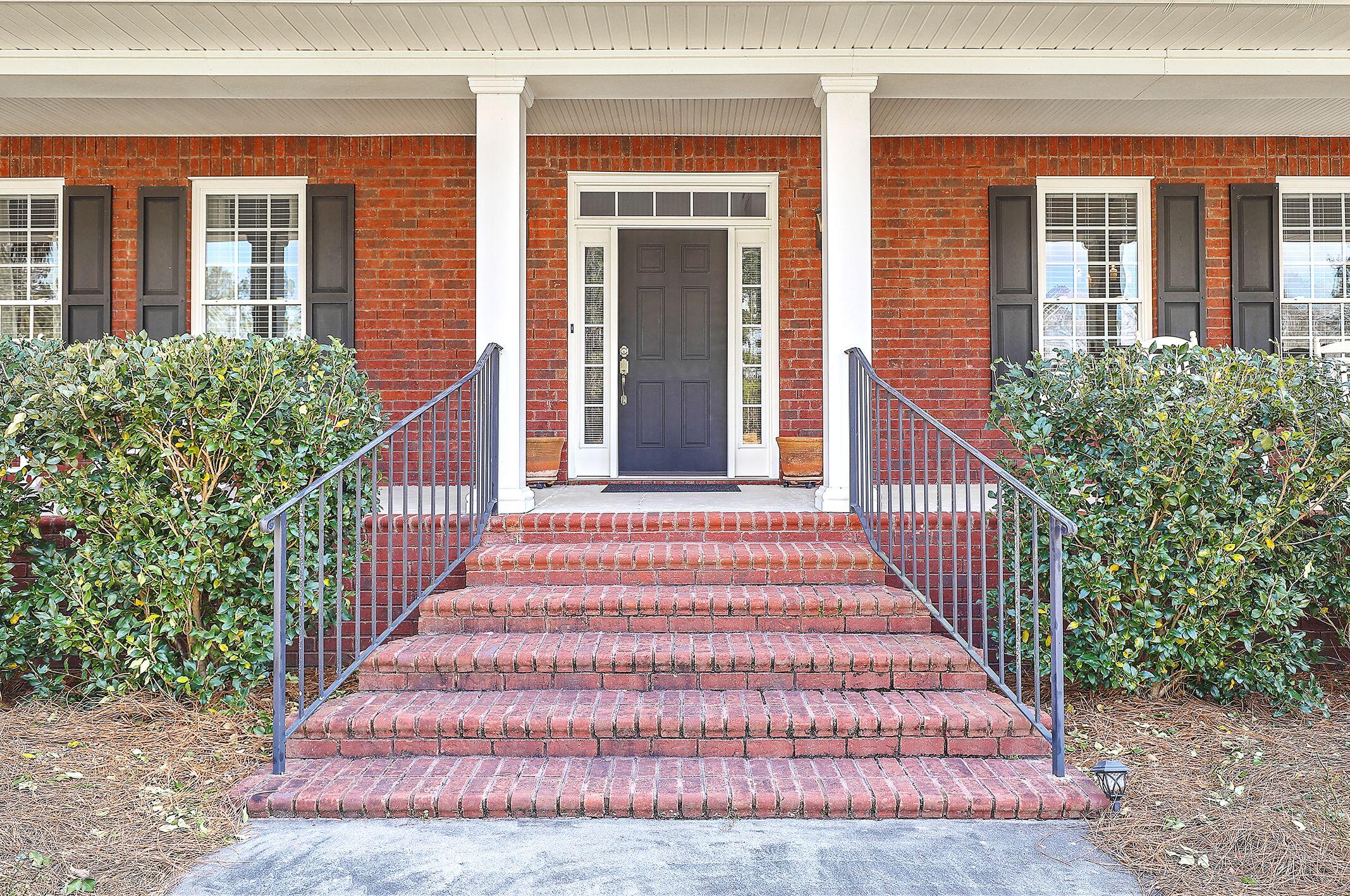 245 Country Club Boulevard St. George, SC 29477 - Photo 5 of 52 5