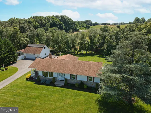 $605,000 | 18906 Falls Road, Hampstead, MD 21074