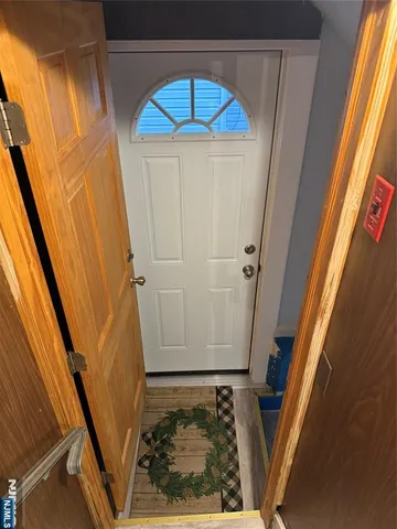 $4,000 | 137 North 17th Street, Bloomfield, NJ 07003