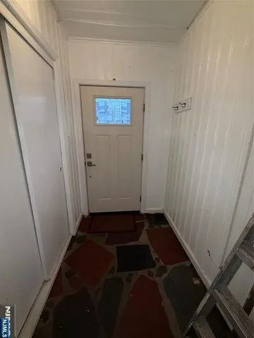 $4,000 | 137 North 17th Street, Bloomfield, NJ 07003