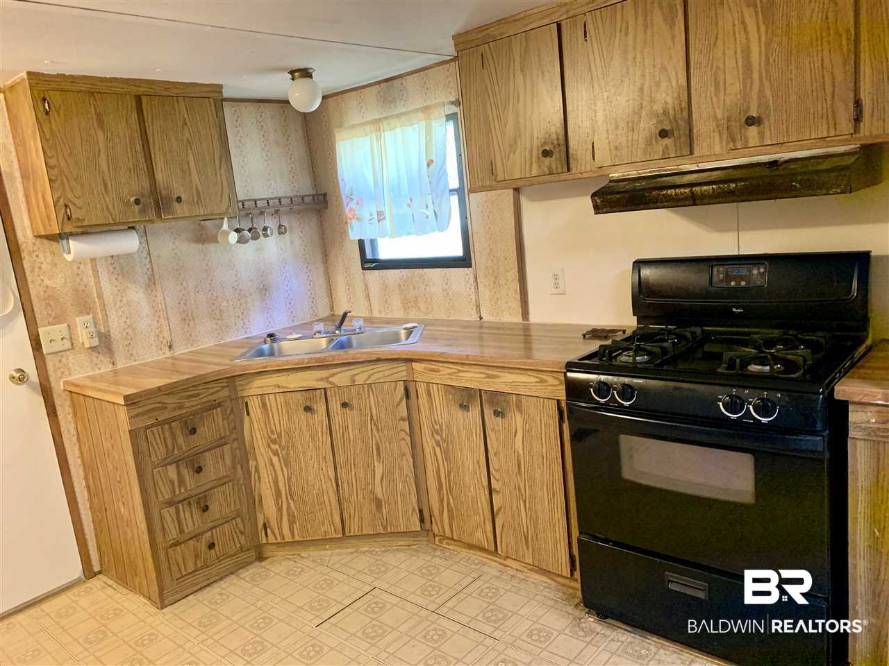 22480 County Road 48 Robertsdale, AL 36567 - Photo 11 of 30 Kitchen