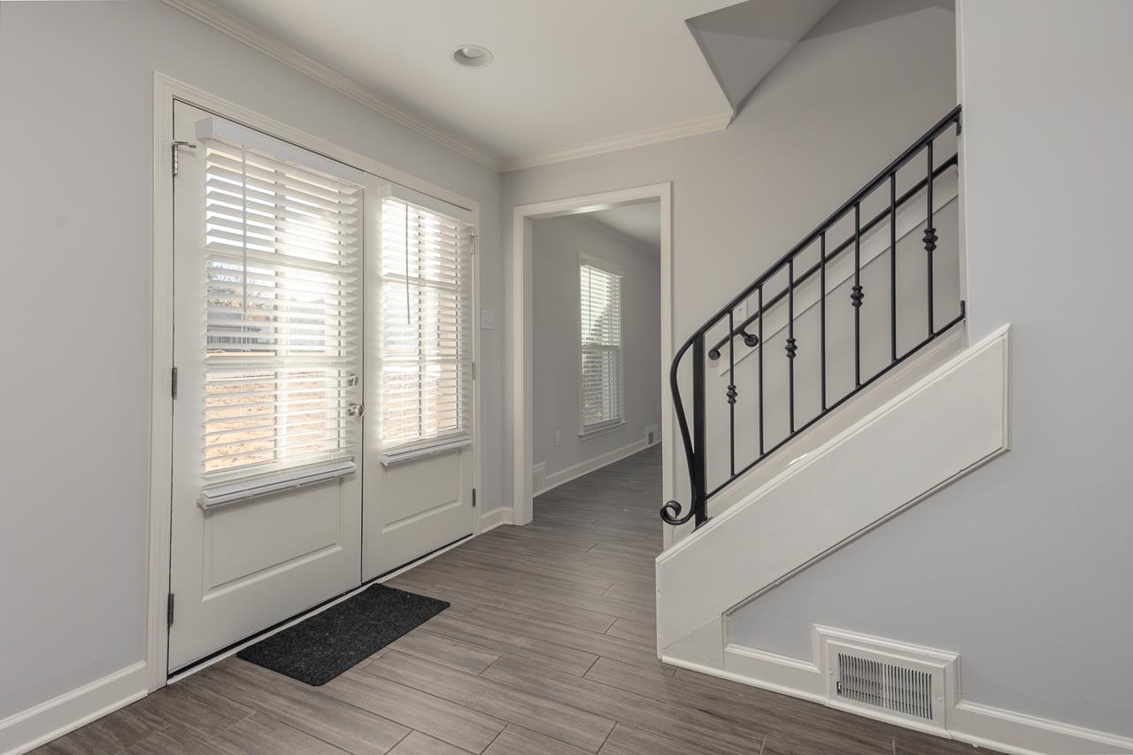 1619 Brierbrook Road Germantown, TN 38138 - Photo 6 of 11 Gallery Image 6