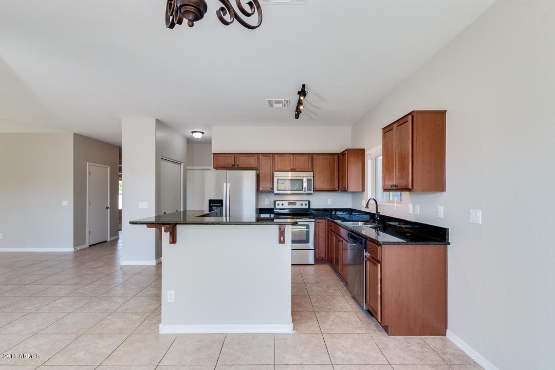 2553 South Conestoga Road Apache Junction, AZ 85119 - Photo 6 of 32 photo_06