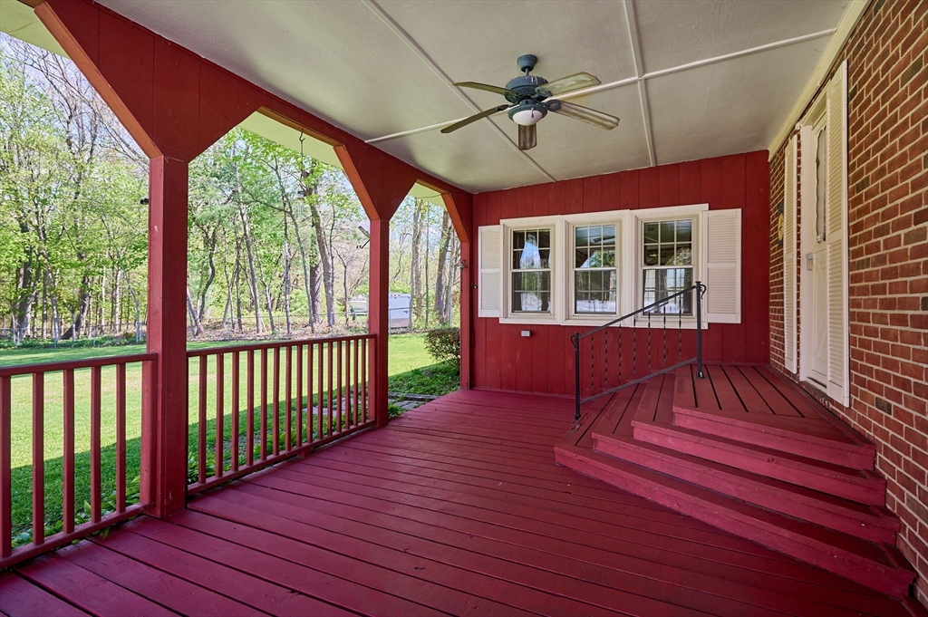 363 Cooley Street Springfield, MA 01128 - Photo 22 of 37