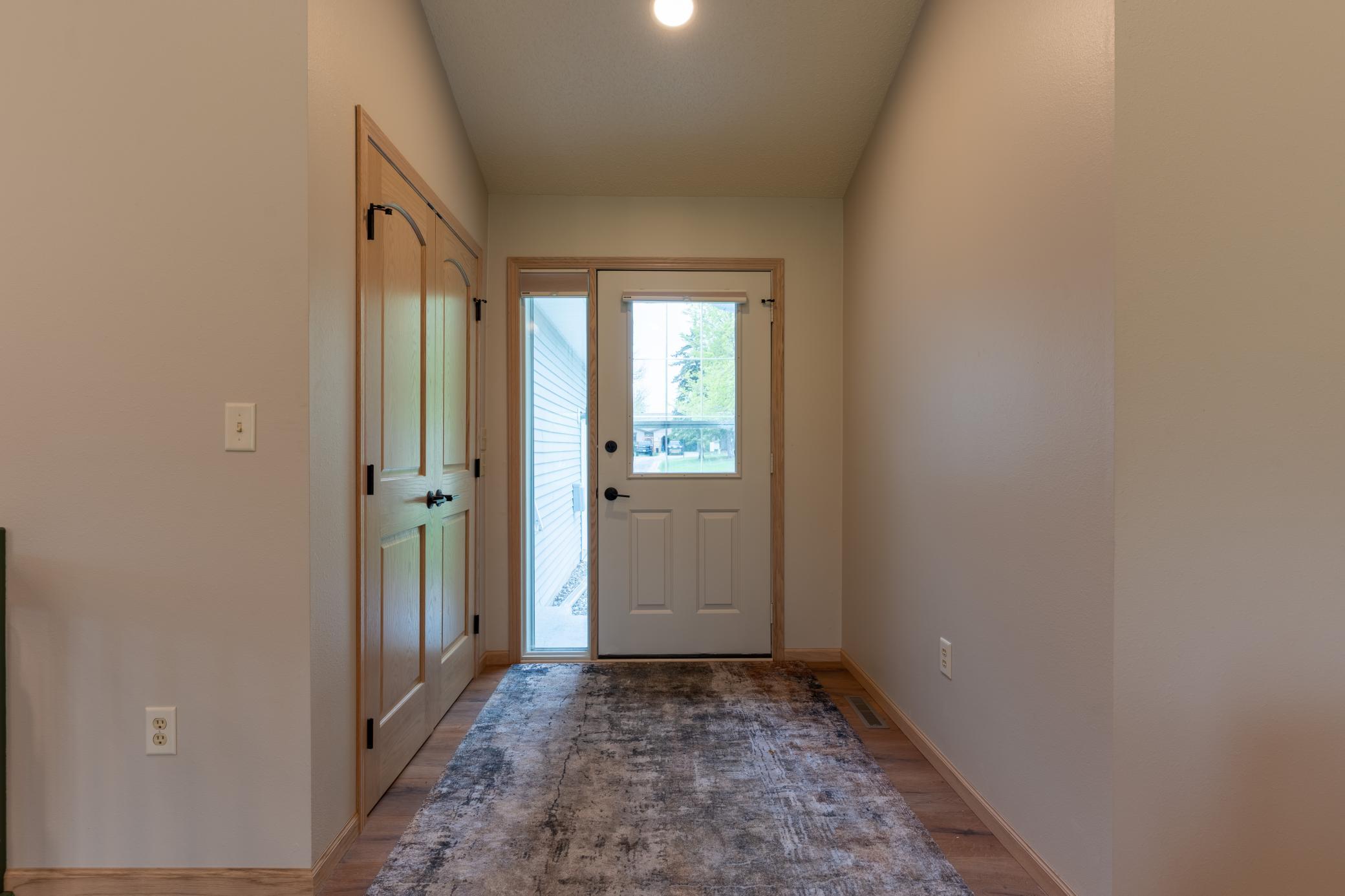 2541 26th Avenue South Fargo, ND 58103 - Photo 5 of 41