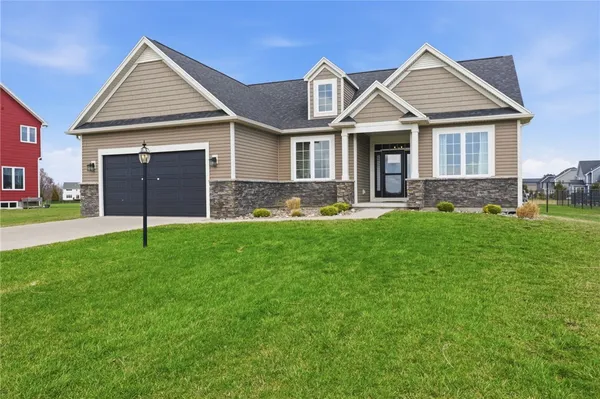 $399,900 | 1045 Lake Mist Trail, Ontario, NY 14519