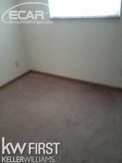 13555 Tuscola Road Clio, MI 48420 - Photo 8 of 22 21401034-7.JPG
