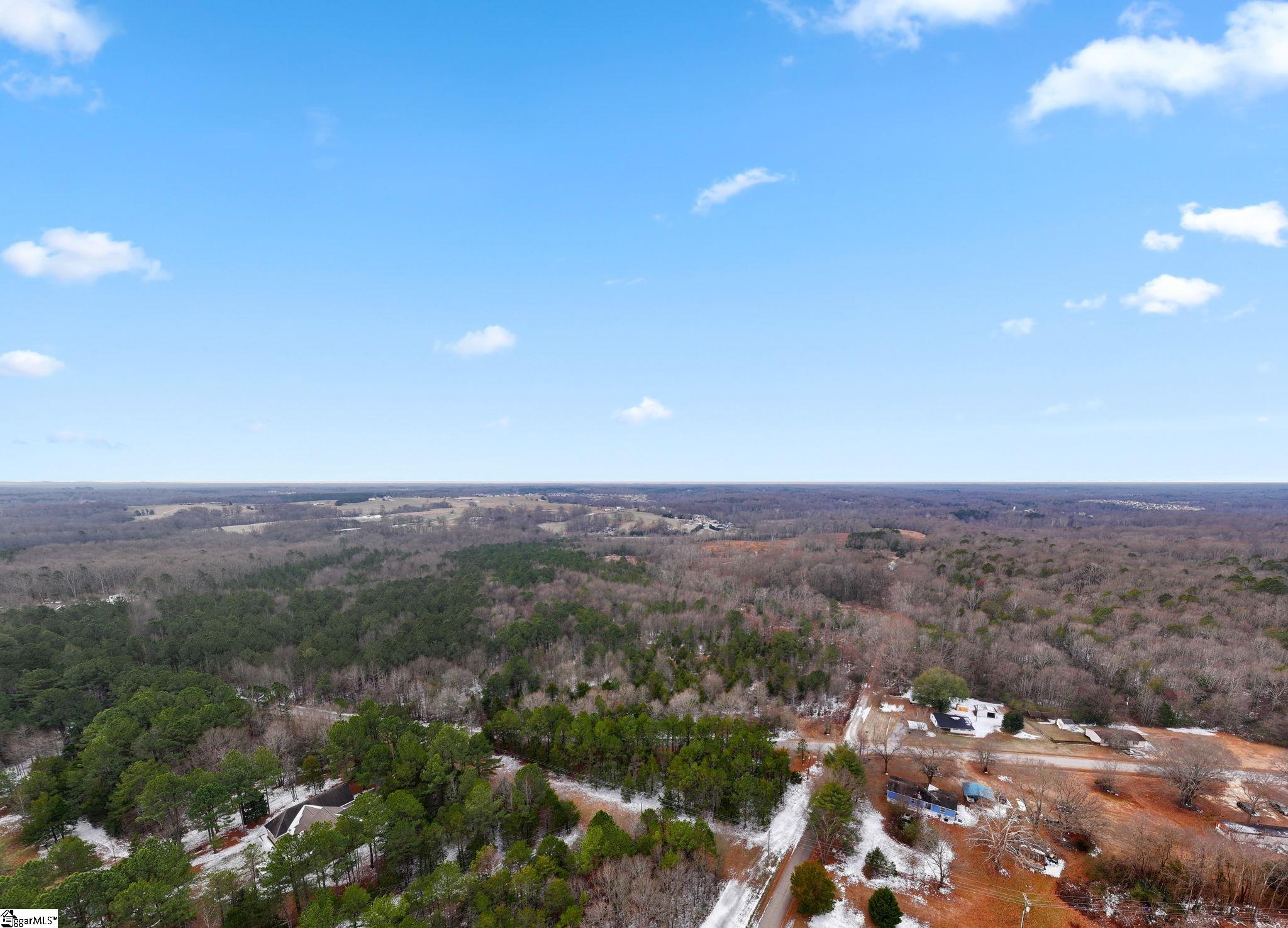 1709 River Road Woodruff, SC 29388 - Photo 4 of 28