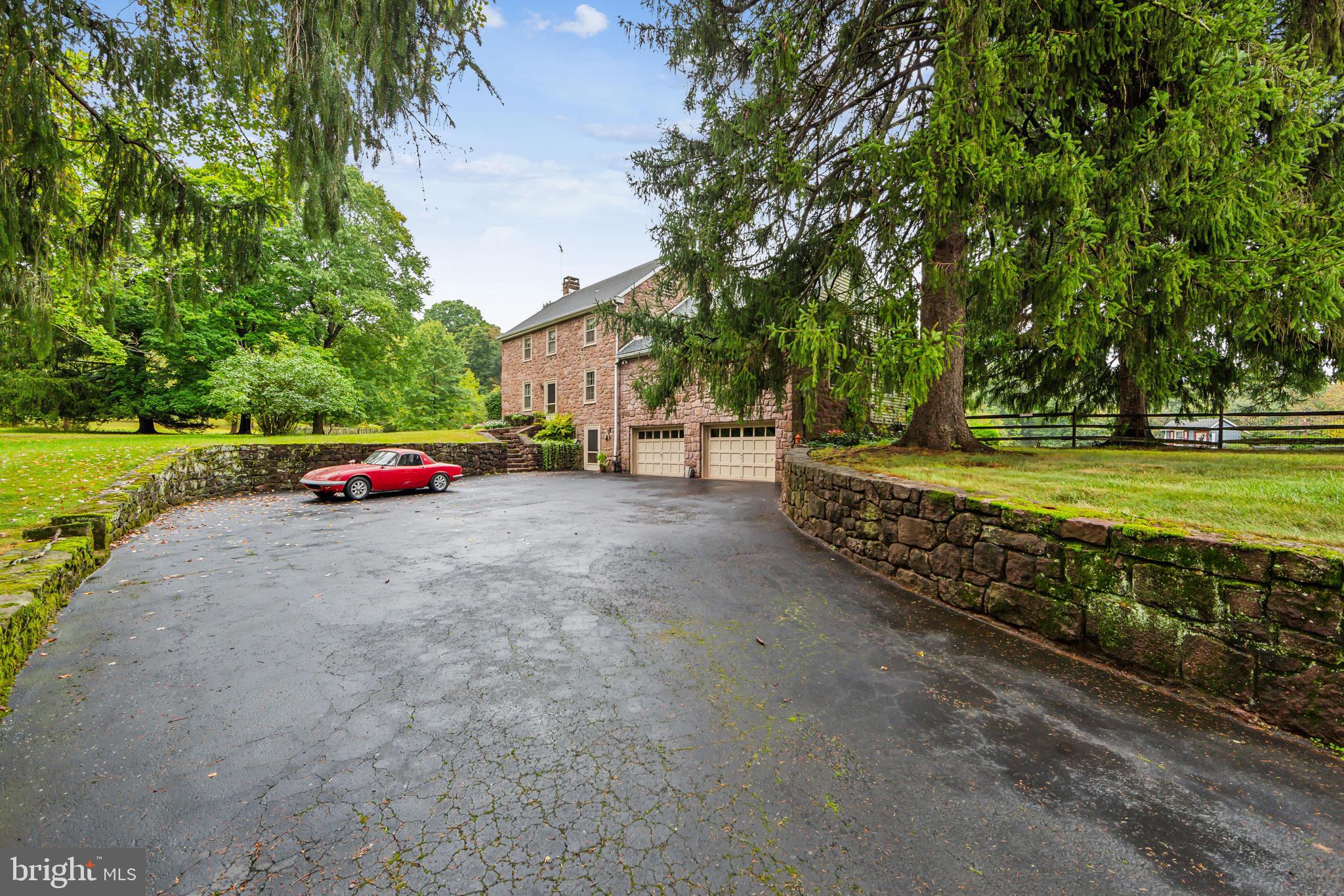 1820 Chestnut Hill Road Pottstown, PA 19465 - Photo 11 of 44 Gallery Image 11