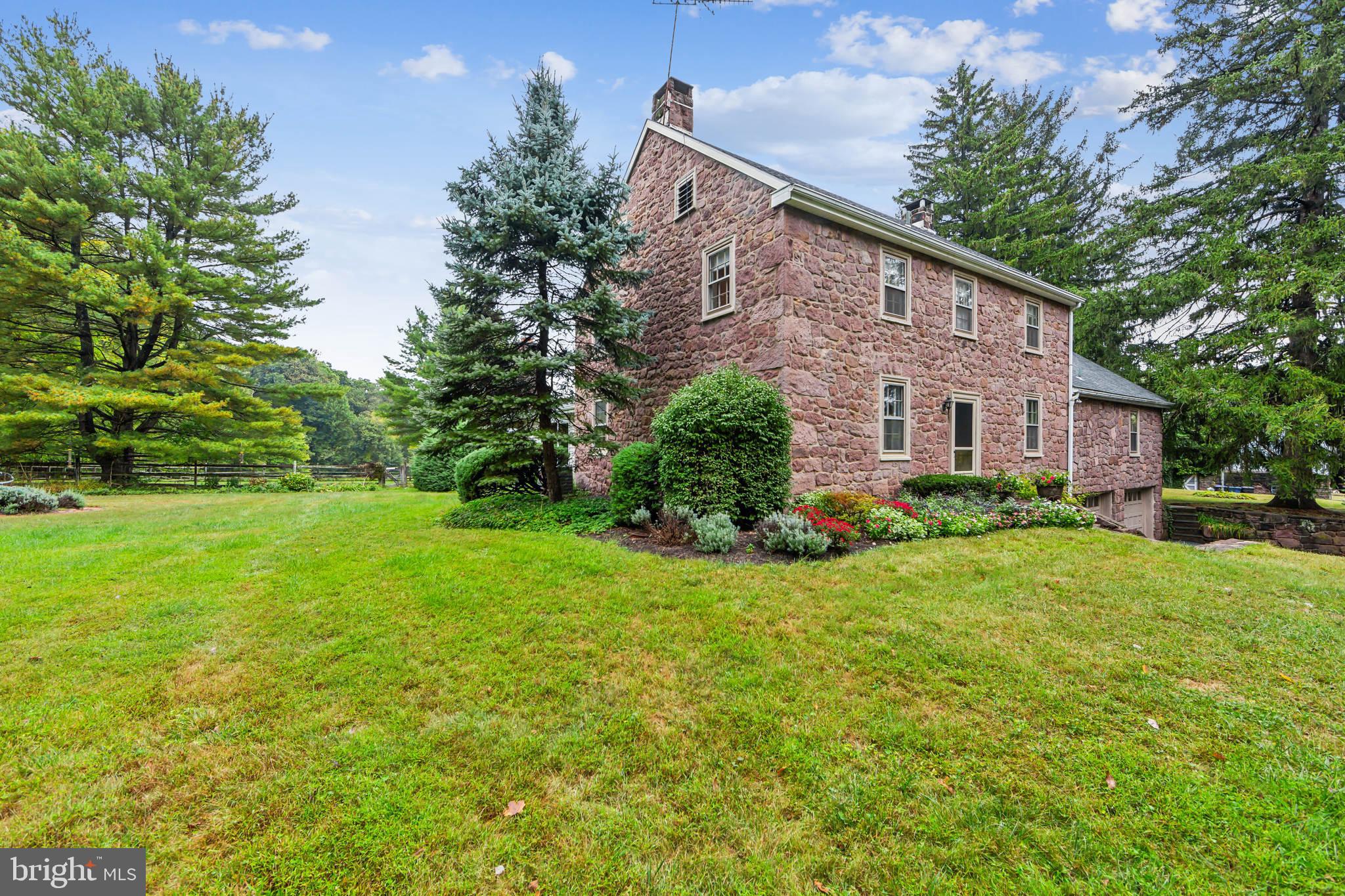 1820 Chestnut Hill Road Pottstown, PA 19465 - Photo 3 of 44 Gallery Image 3