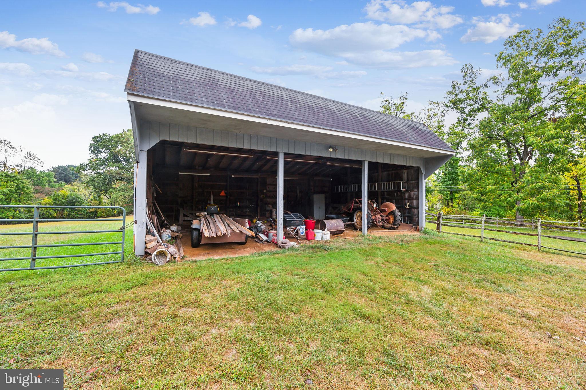 1820 Chestnut Hill Road Pottstown, PA 19465 - Photo 7 of 44 Gallery Image 7
