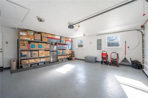 $399,900 | 1106 Scenic Drive, Greensburg, PA 15601