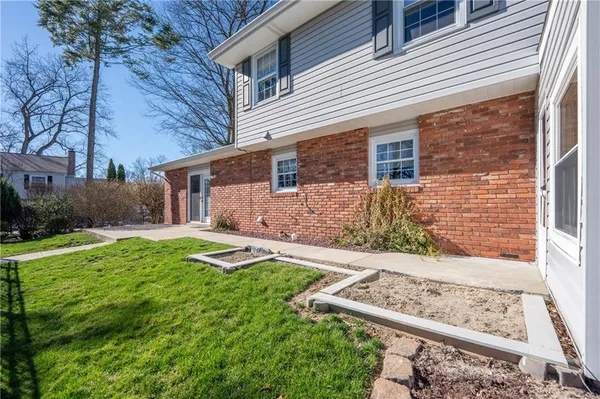 $399,900 | 1106 Scenic Drive, Greensburg, PA 15601