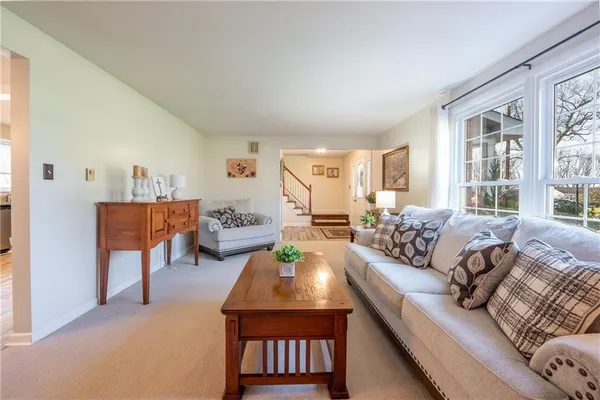 $399,900 | 1106 Scenic Drive, Greensburg, PA 15601