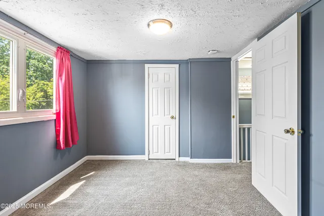 $636,000 | 76 Woodland Drive, Keyport, NJ 07735