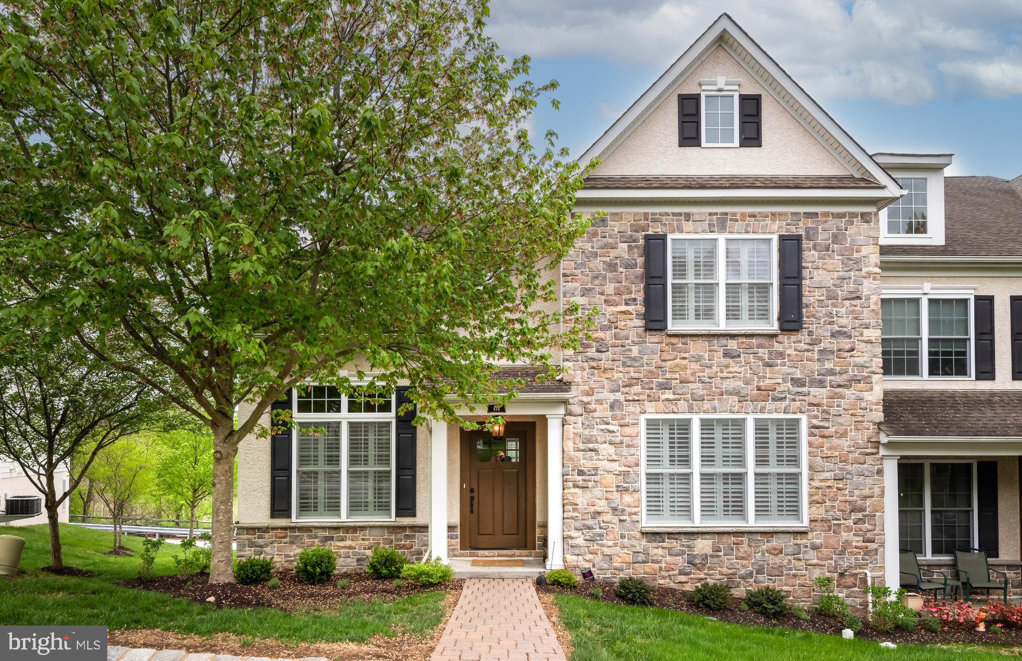414 Ravenscliff Drive Springfield, PA 19064 - Photo 1 of 44
