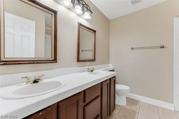 $875,000 | 7 Crown Valley Drive, Henderson, NV 89074