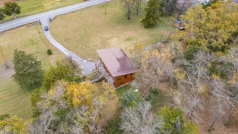 $575,000 | 4664 Highway 64 E Wartrace Tn 37183 East, Wartrace, TN 37183