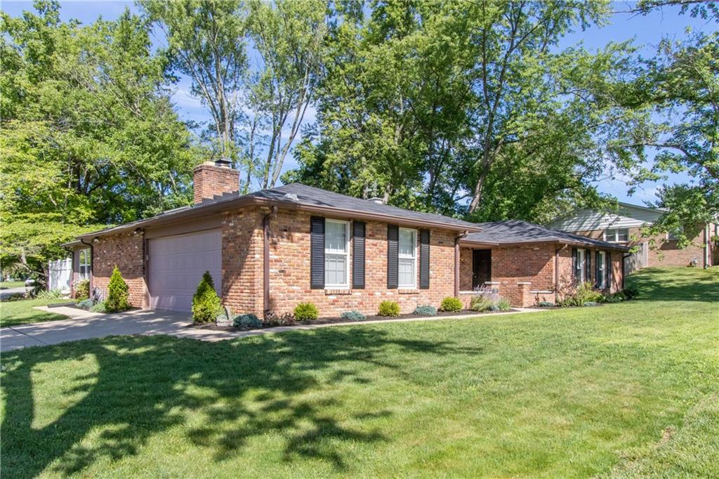 3110 Taylor Road Columbus, IN 47203 - Photo 2 of 33 Gallery Image 2