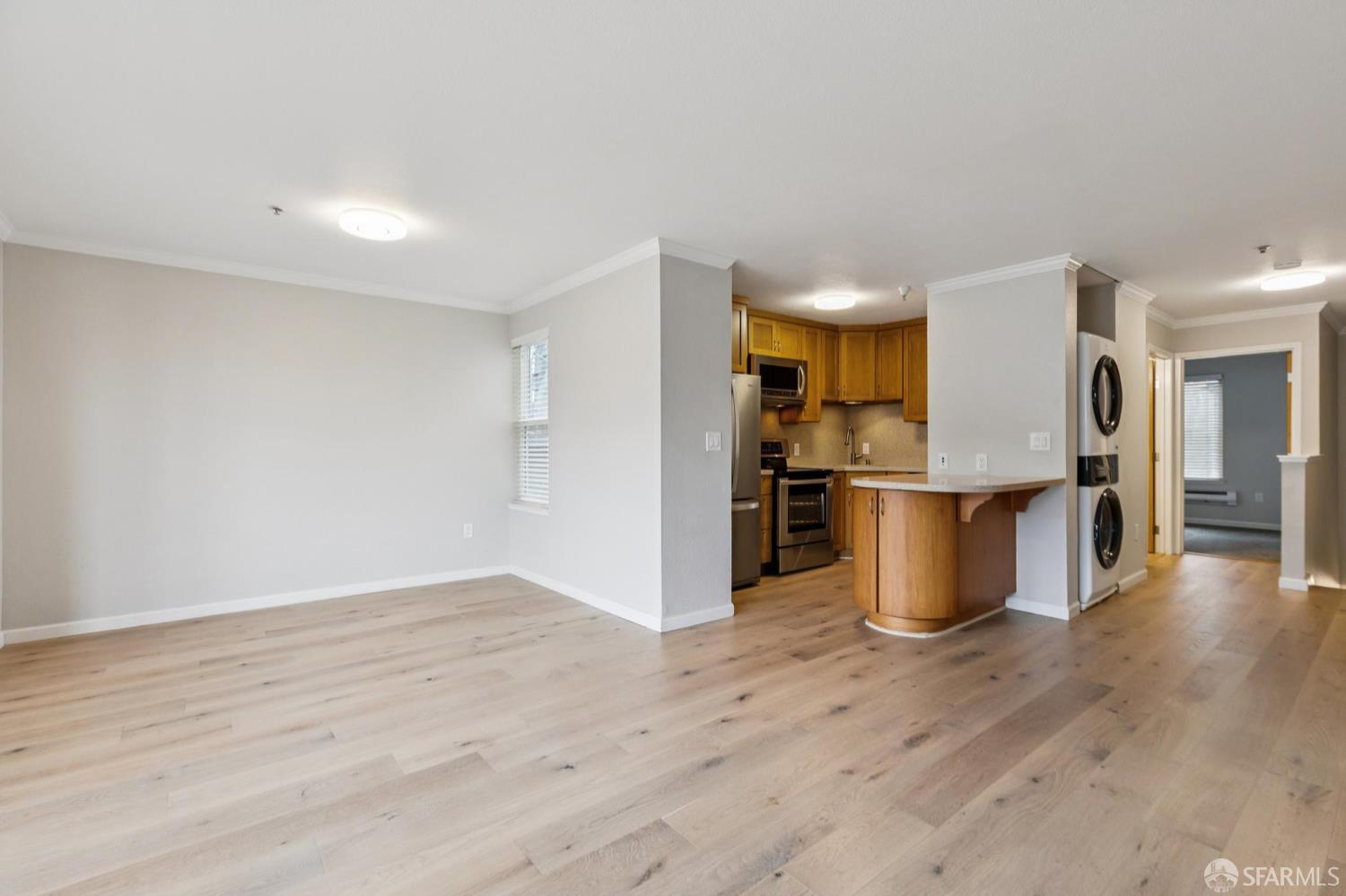 988 Fulton Street, Unit 311 San Francisco, CA 94117 - Photo 7 of 17