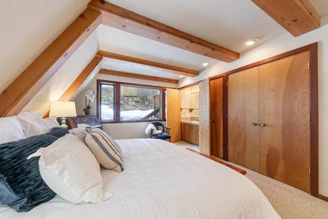 $799,000 | 10211 Thomas Drive, Truckee, CA 96161