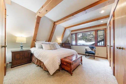 $799,000 | 10211 Thomas Drive, Truckee, CA 96161