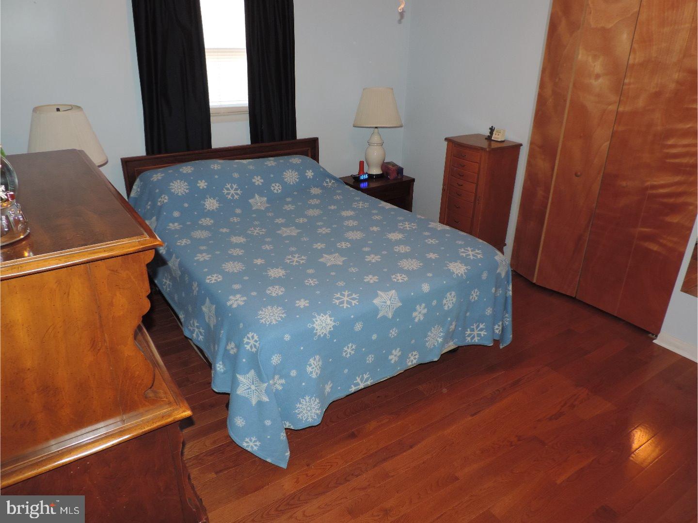 727 Edgemont Road Fairless Hills, PA 19030 - Photo 11 of 23 Bedroom - Main