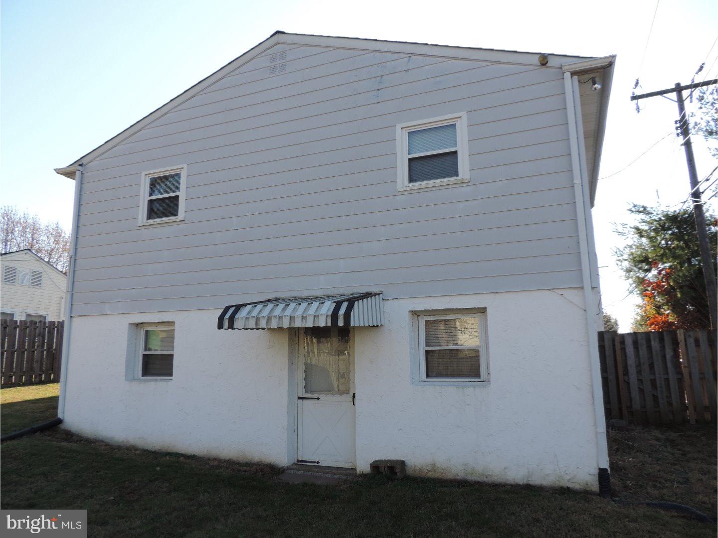 727 Edgemont Road Fairless Hills, PA 19030 - Photo 18 of 23 Exterior Back
