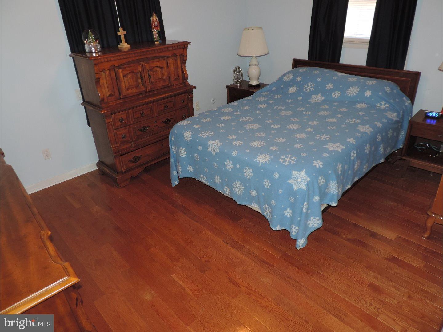 727 Edgemont Road Fairless Hills, PA 19030 - Photo 10 of 23 Bedroom - Main