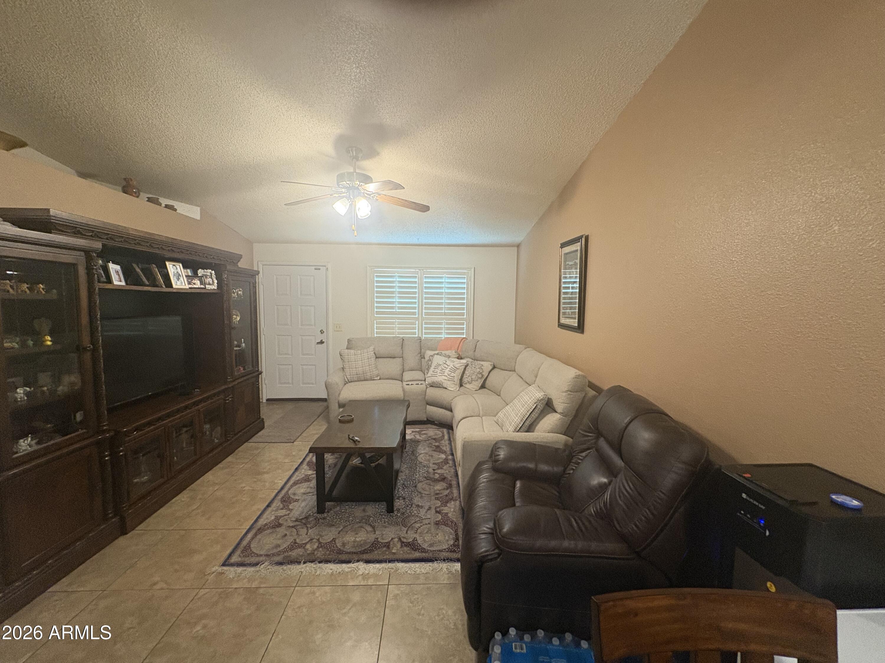 6711 West Osborn Road, Unit 46 Phoenix, AZ 85033 - Photo 8 of 27 IMG_3486