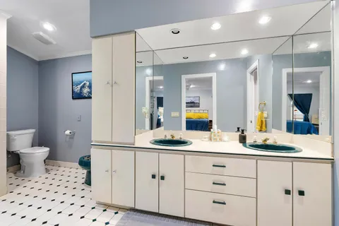 $1,299,900 | 2501 Northeast 26th Terrace, Fort Lauderdale, FL 33305