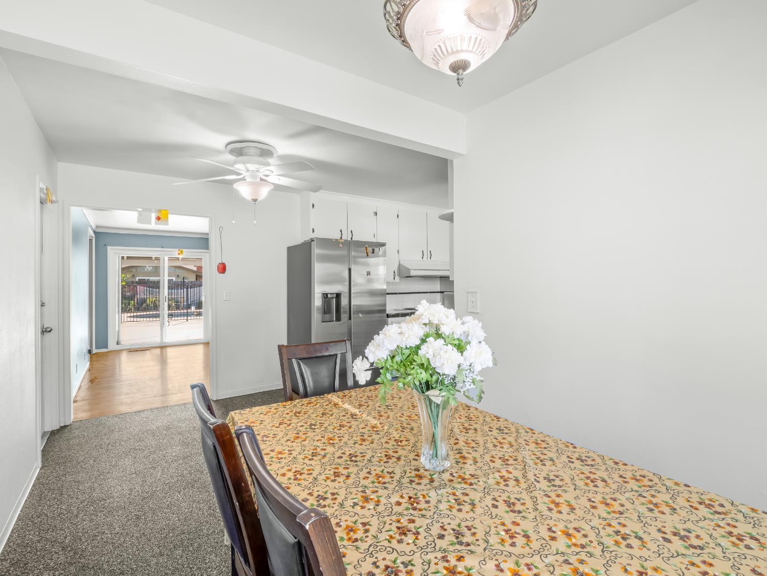 519 West Rialto Avenue Fresno, CA 93705 - Photo 10 of 36 a view of a dining room with furniture