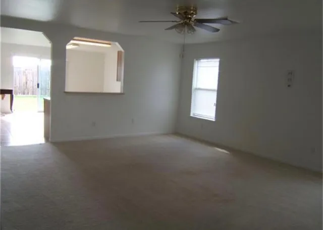 $1,900 | 3120 Wild Turkey Lane, Pearland, TX 77581