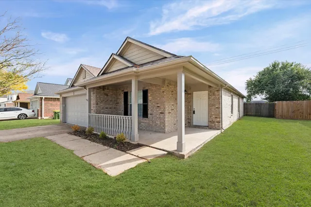 $1,900 | 3120 Wild Turkey Lane, Pearland, TX 77581