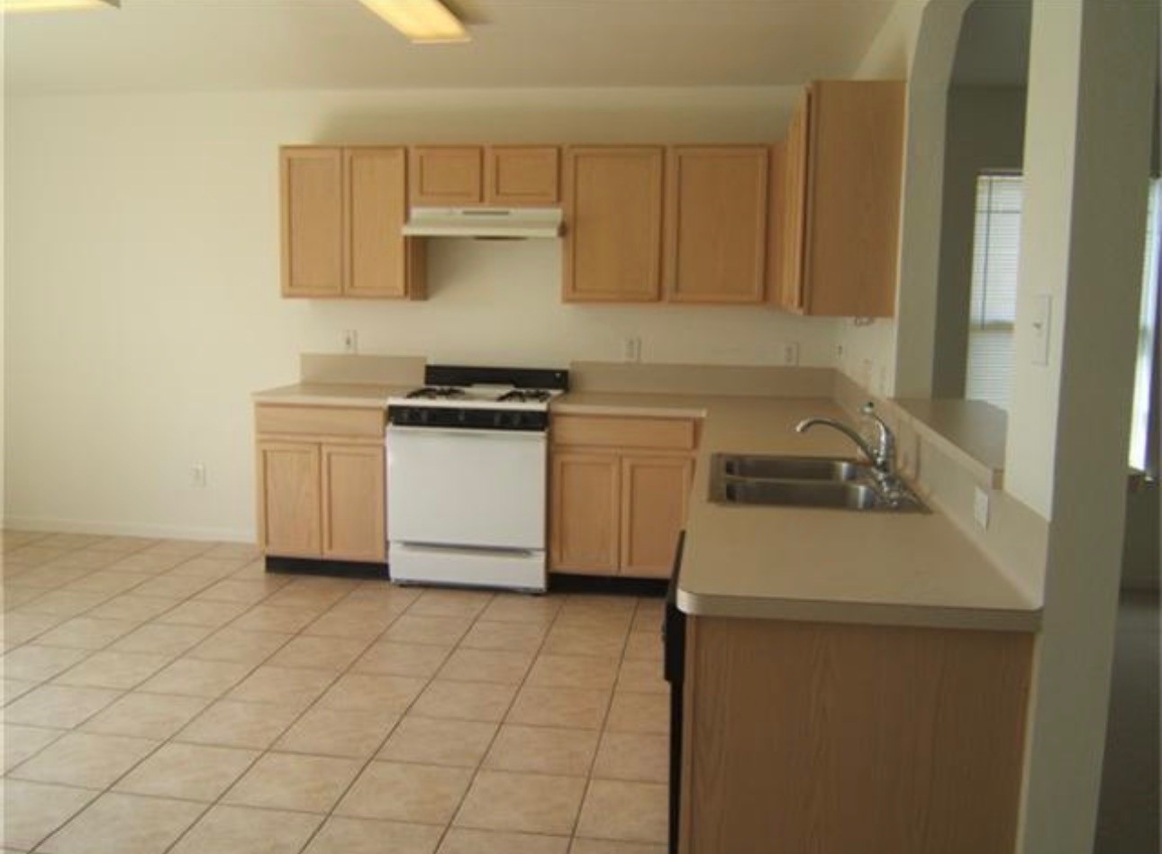 3120 Wild Turkey Lane Pearland, TX 77581 - Photo 4 of 10