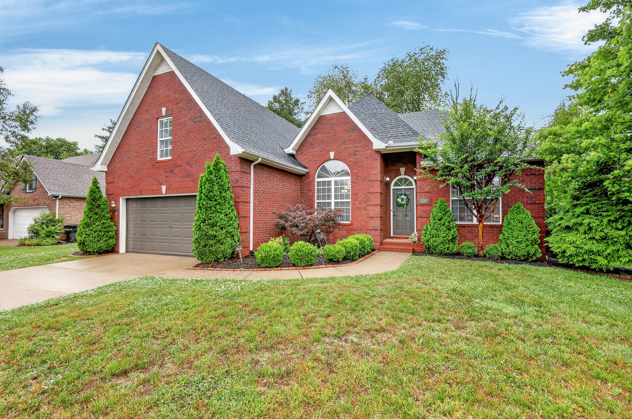 539 Forrest Pointe Drive Murfreesboro, TN 37130 - Photo 2 of 39