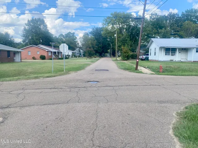 $18,000 | 311 West Cayuga Street, Crystal Springs, MS 39059