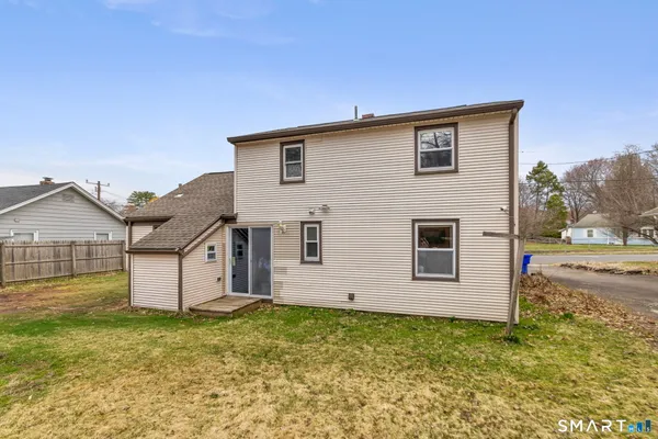 $320,000 | 198 Woodycrest Drive, East Hartford, CT 06118