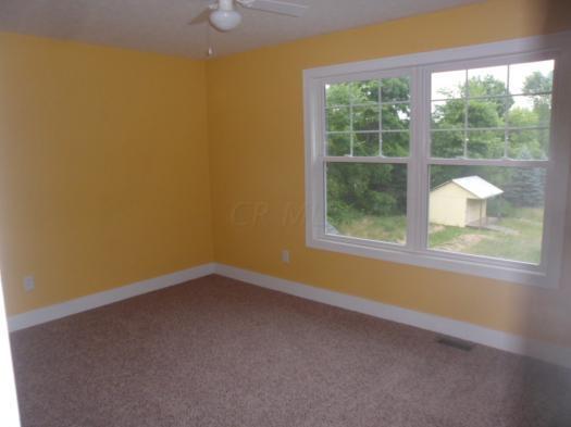 11352 Cochran Road Mount Vernon, OH 43050 - Photo 7 of 22