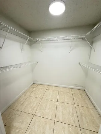 $1,990 | 13499 Biscayne Boulevard, Unit 1114, North Miami, FL 33181