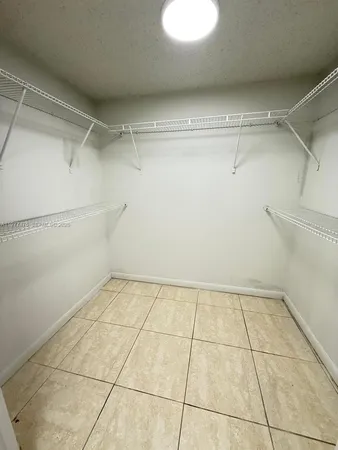 $1,990 | 13499 Biscayne Boulevard, Unit 1114, North Miami, FL 33181