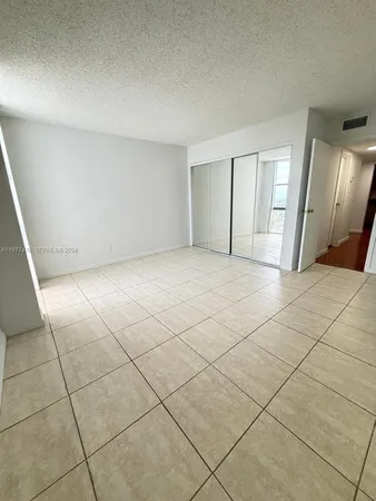 $1,990 | 13499 Biscayne Boulevard, Unit 1114, North Miami, FL 33181