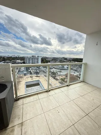 $1,990 | 13499 Biscayne Boulevard, Unit 1114, North Miami, FL 33181