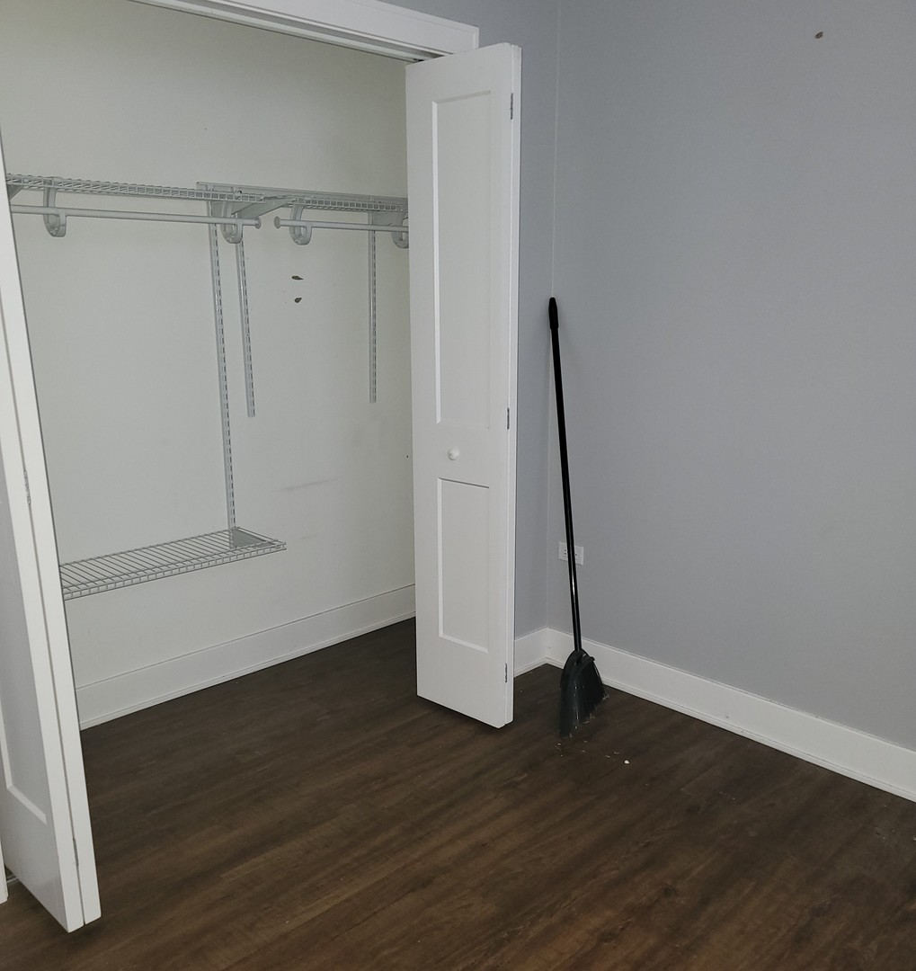 1810 West Touhy Avenue Chicago, IL 60626 - Photo 5 of 24