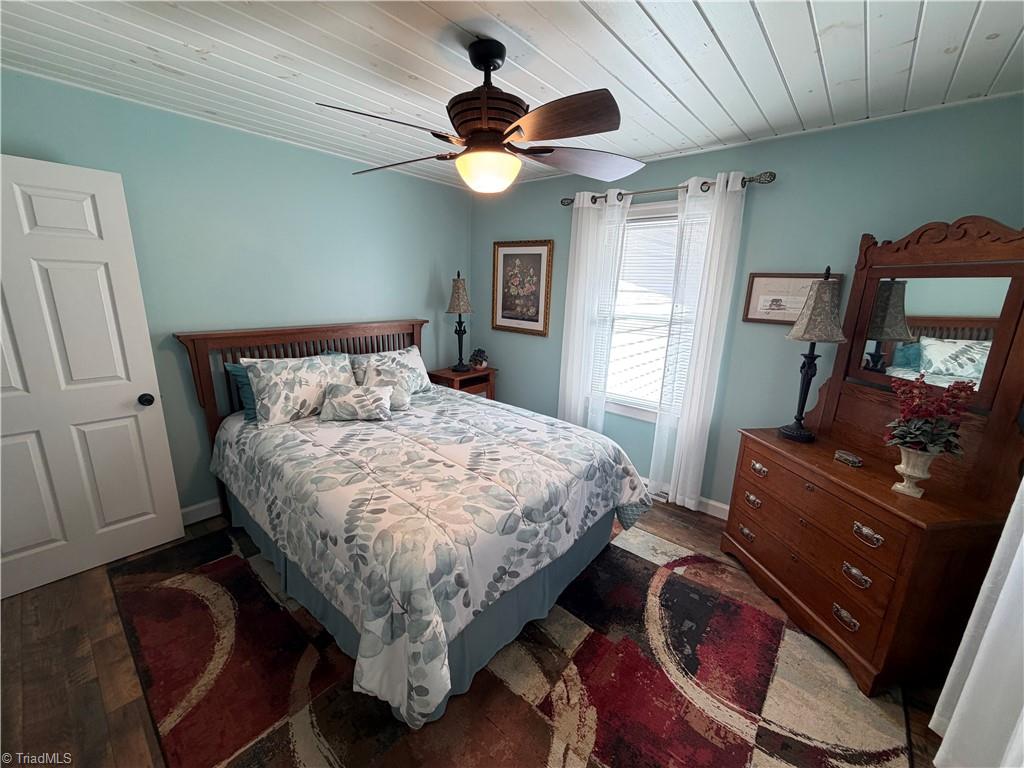 921 North Franklin Road Mount Airy, NC 27030 - Photo 18 of 34 Gallery Image 18