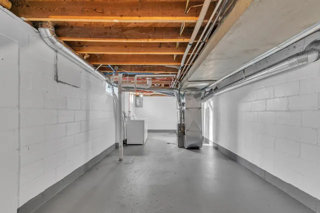 $1,575 | 11319 Tecumseh, Redford, MI 48239