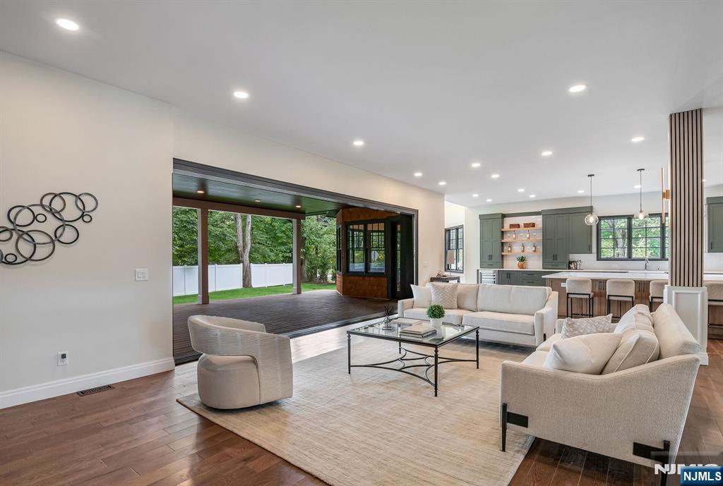 803 Marshall Road River Vale, NJ 07675 - Photo 7 of 42