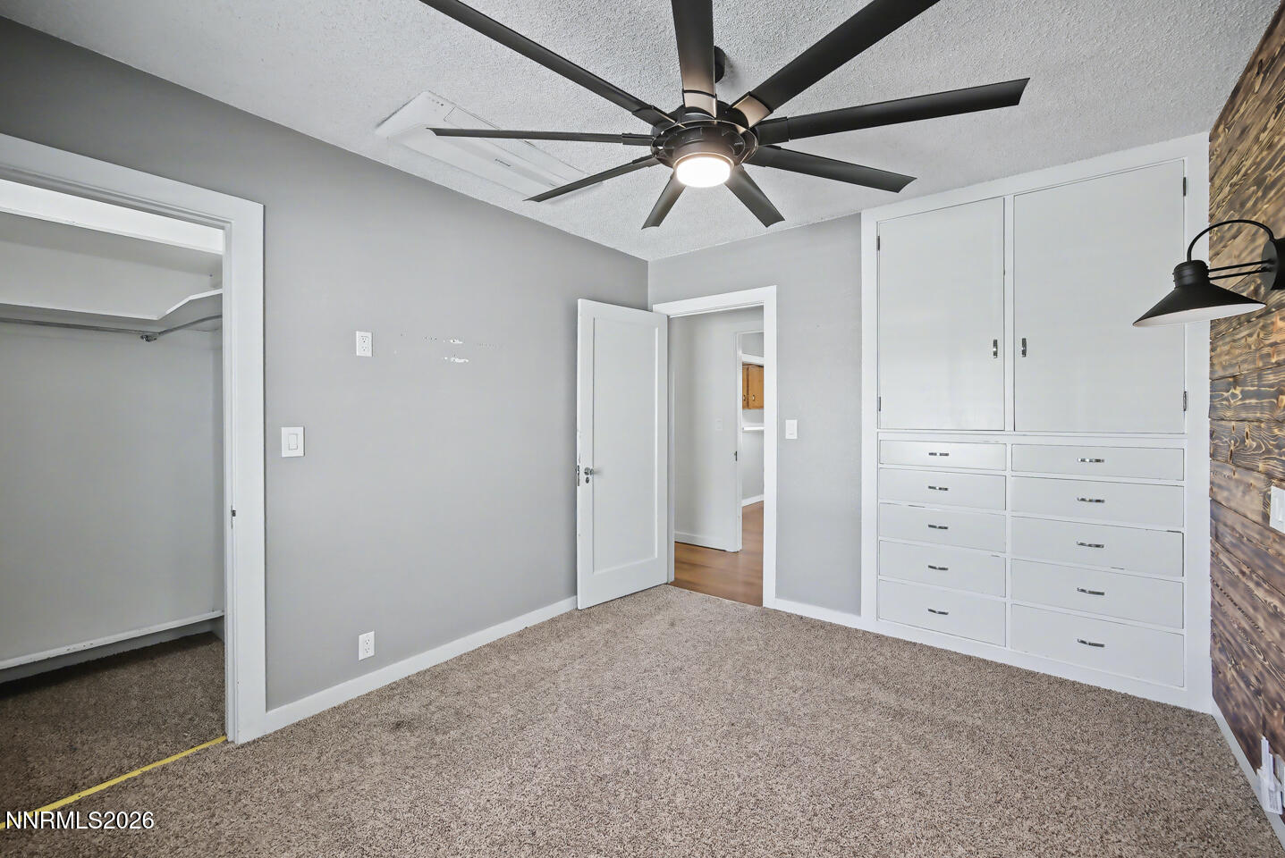 65 South Bailey Street Fallon, NV 89406 - Photo 12 of 34 wooden floor in an empty room