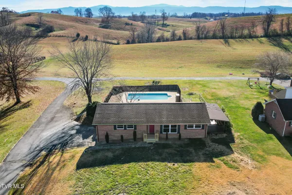 $345,000 | 105 South Monte Vista Drive, Glade Spring, VA 24340