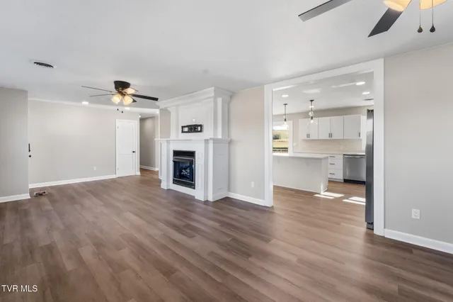 $369,000 | 105 South Monte Vista Drive, Glade Spring, VA 24340